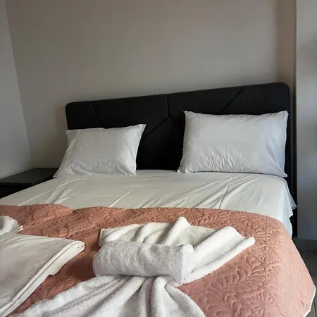 Enjoy Riga & Jurmala In Nea Kallikratia Apartment *