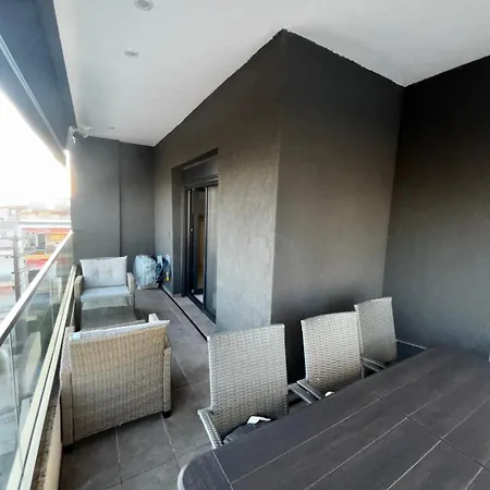 Apartment Enjoy Riga & Jurmala In Nea Kallikratia *