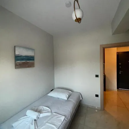 Enjoy Riga & Jurmala In Nea Kallikratia Apartment *