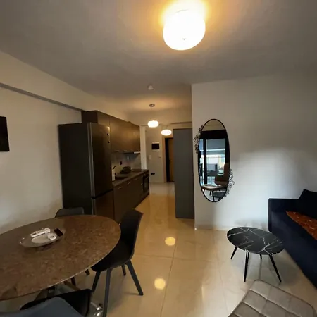 Appartement Enjoy Riga & Jurmala In Nea Kallikratia